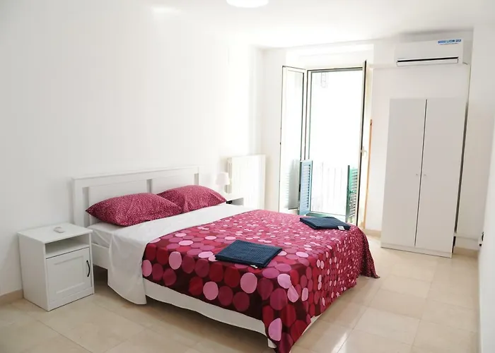 Palazzo Grigio בית הארחה